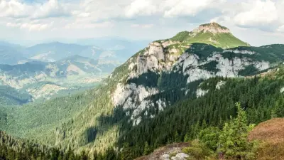 Schitul Sfântul Ilie, Tăciune (Neamț) - liniște și rugăciune deasupra Mănăstirii Secu — Hram!