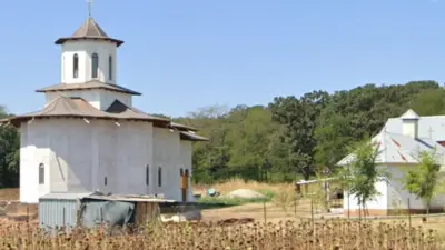 Mănăstirea Studina, Olt - de la o biserică-troiță la un nou așezământ