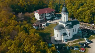 Mănăstirea Măriuș, Satu Mare - ridicată dintr-un legământ făcut în vreme de război