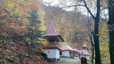 Schitul Foltea, Sibiu - legenda izvorului vindecător — Hram!