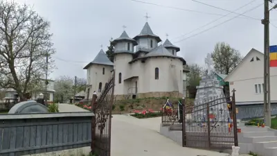 Schitul Mănăstioara - Preutești. Obște statornică, la răscrucea dintre câmp și obcini. — Hram!
