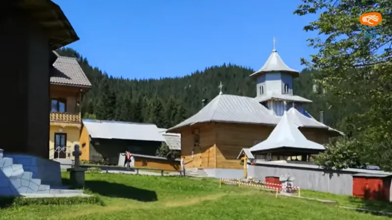 Mănăstirea Rarău, Suceava