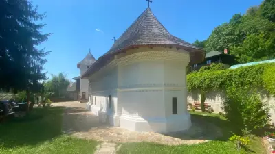 Schitul Bradu, Vâlcea