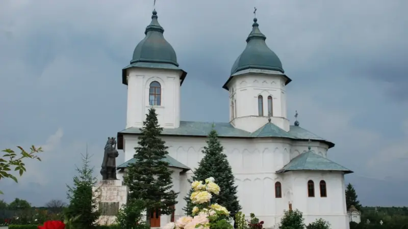 Catedrala Episcopală Huși, Vaslui