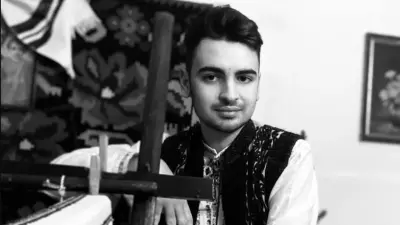 Dragoș Gabriel Agavriloaie – tânărul țesător din Zvoriștea, Suceava