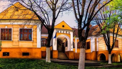 Castelul Cserey - Fischer, azi Muzeul orășenesc Tășnad, Satu Mare
