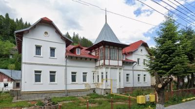 Casa parohială, fostă prăvălie din Azuga, Prahova