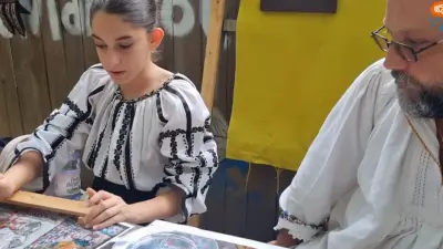 Mitroi Natalia Andreea, pictat icoane pe sticlă