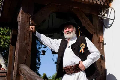 Ștefan Lupu, meșterul porților mocănești