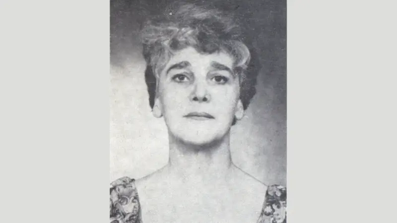 Clelia OTTONE, ilustratoare și scenografă de teatru de păpuși