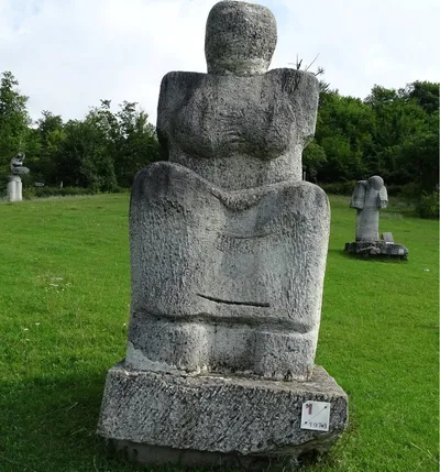 Vera BARKOCSI, sculptor
