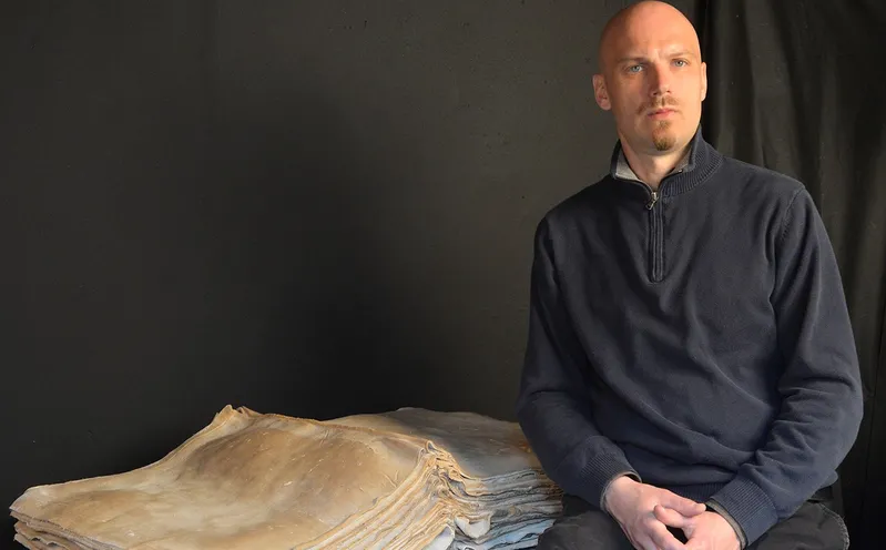 Vlad BASARAB, sculptor, ceramist, artist plastic