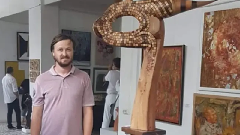 Denis BRÎNZEI, sculptor