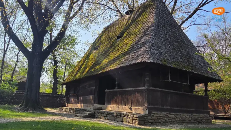 Casă și Gospodărie tradițională din Moișeni, Satu Mare (1780)