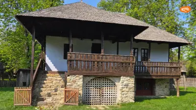 Casă românească tradițională din Chiojdu Mic, Buzău (începutul secolului al XVIII-lea)