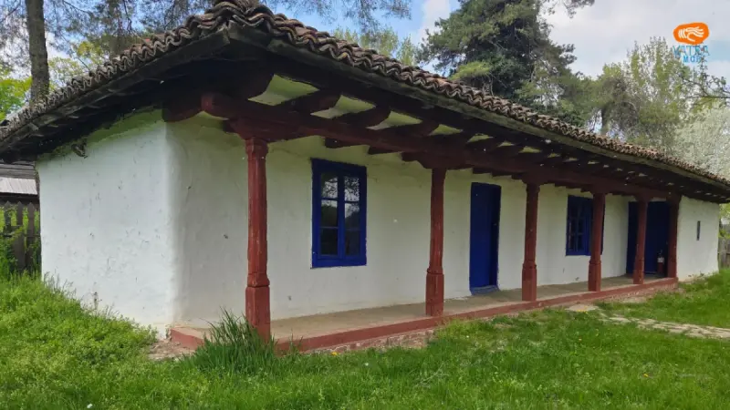 Casă și Gospodărie tradițională din Ostrov, Constanța (secolul al XIX-lea)