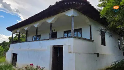 Casă și Gospodărie pomicolă din Chiojdu, Buzău