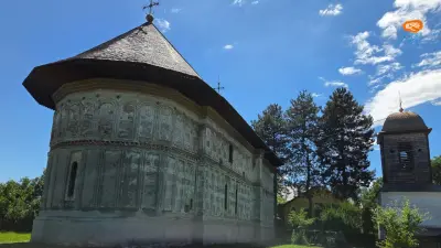 Biserica Goleștilor. Biserica „Sfânta Treime” din Golești, Argeș (1646)