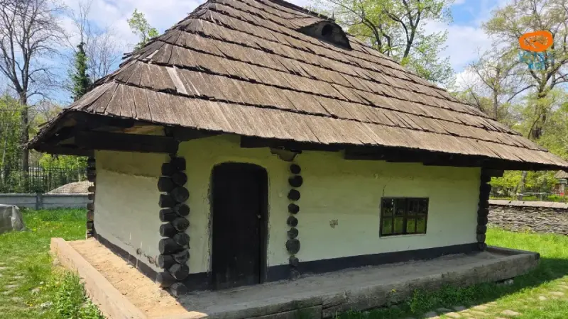 Casa joasă din Mehedinți