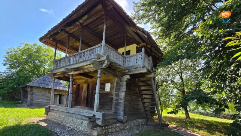 Scara de acces în casa tradițională românească