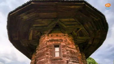 Arhitectura populară din zona Panciului. Casele țărănești și originalitatea bisericilor de lemn