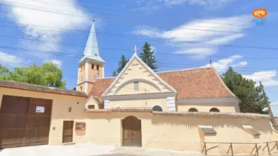 Biserica fortificată din Apața – biserica reconstruită după incendiul din 1794 Biserica fortificată din Apața – biserica reconstruită după incendiul din 1794