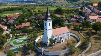 Biserica reformată din Feliceni – tavanul cu 149 de casete și frescele medievale