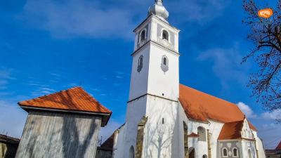 Biserica fortificată din Cozmeni – sanctuarul gotic și incinta din secolul al XVII-lea