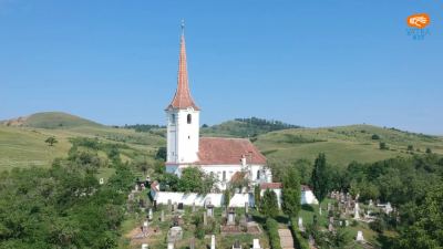 Biserica unitariană din Satu Nou – edificiul din 1801 și elementele bisericii medievale