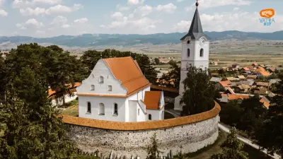 Biserica fortificată din Cârța – sanctuarul gotic și Calea Crucii din 1781