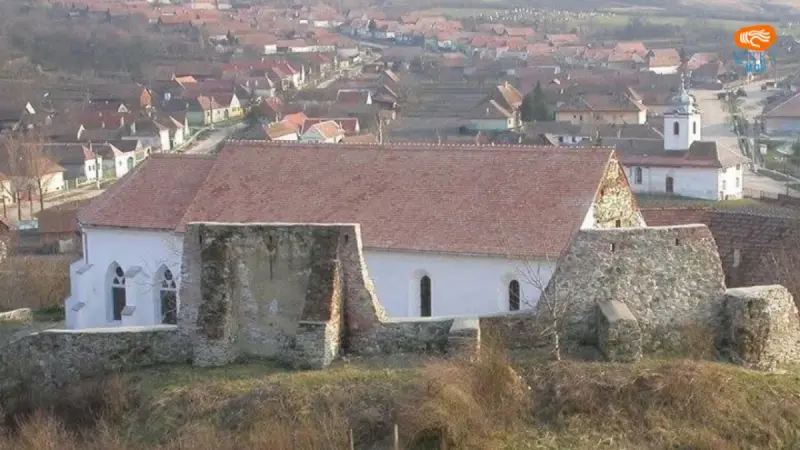 Biserica evanghelică fortificată din Cenade