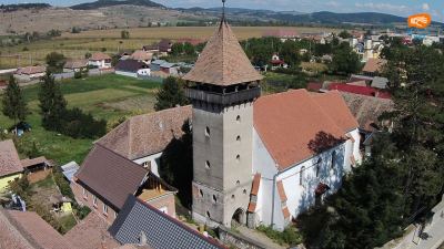 Biserica evanghelică din Daneș – arhitectură gotică, mobilier baroc și transformări moderne