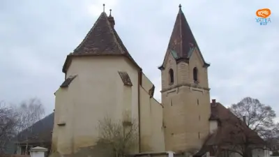 Biserica fortificată din Târnava – bolțile gotice și altarul de la Muzeul Brukenthal