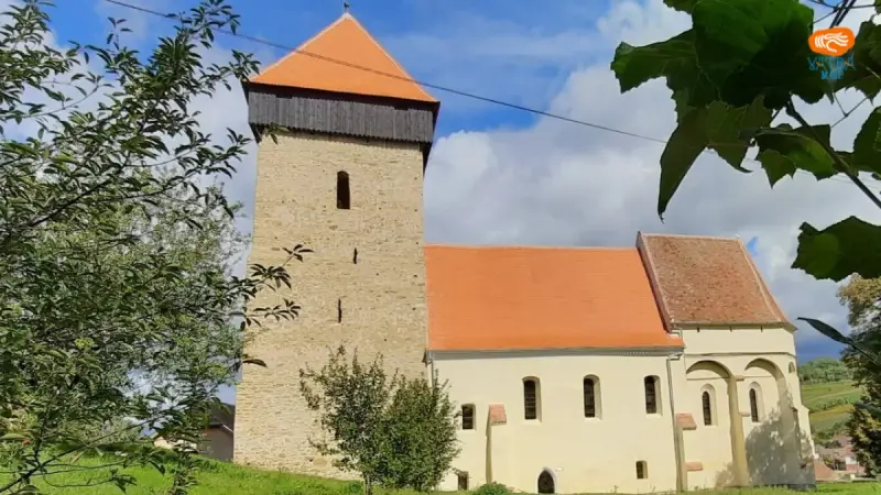 Biserica evanghelică fortificată din Ruja