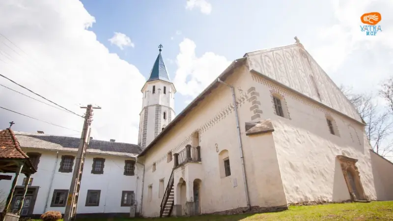 Biserica și fosta mănăstire franciscană din Călugăreni