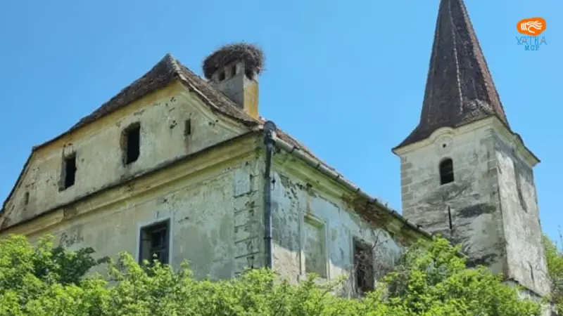 Biserica fortificată din Vărd