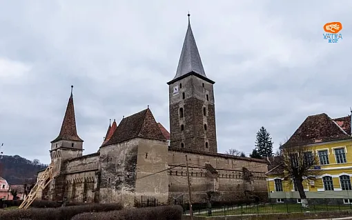 Biserica fortificată din Moșna – capodopera gotică a lui Andreas Lapicida