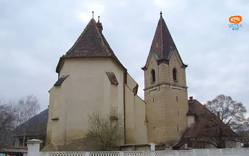 Biserica fortificată din Târnava – bolțile gotice și altarul de la Muzeul Brukenthal