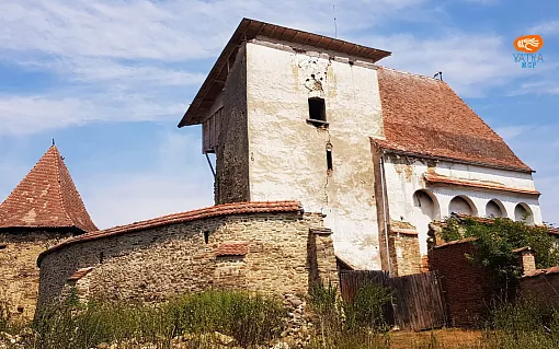 Biserica evanghelică fortificată din Roadeș – fortificația gotică și altarul din 1533