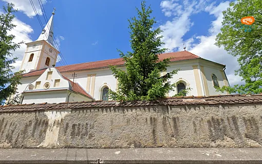 Biserica „Sfântul Emeric” din Sântimbru – altarul gotic inspirat de gravurile lui Schongauer
