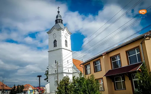 Biserica romano-catolică „Sfântul Ioan Botezătorul” din Valea Strâmbă