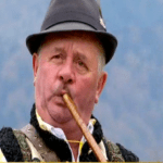 Vasile Ungureanu, interpret popular cu instrumente pastorale tradiționale