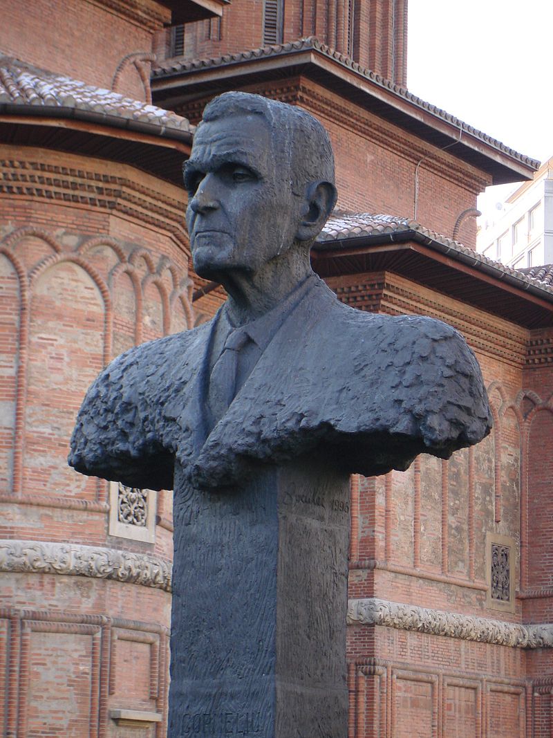 Mihai BUCULEI, sculptor