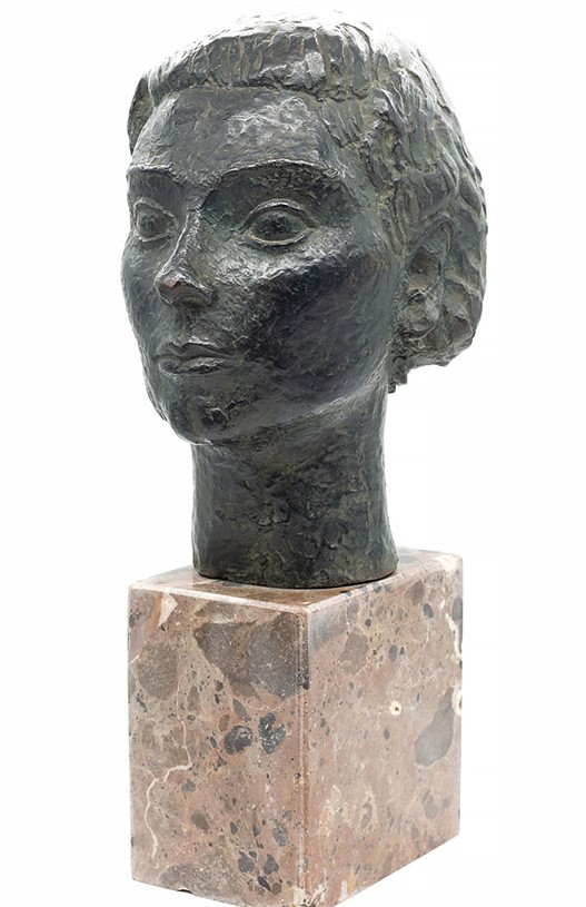 Céline EMILIAN, sculptor, mozaicar, ceramist